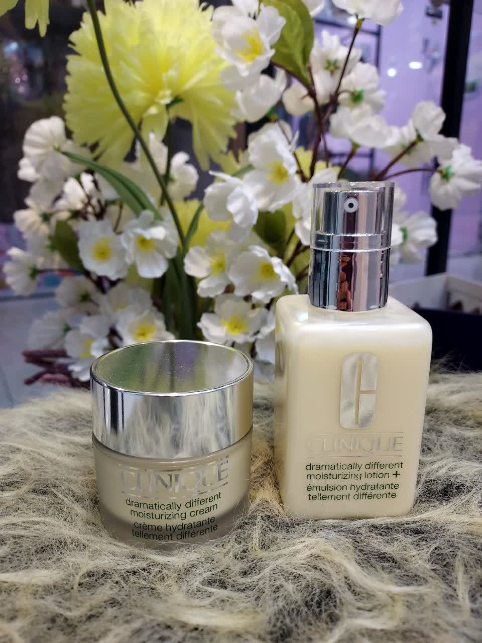 ست آبرسان کلینیک Clinique Dramatically Different Moisturizing Set