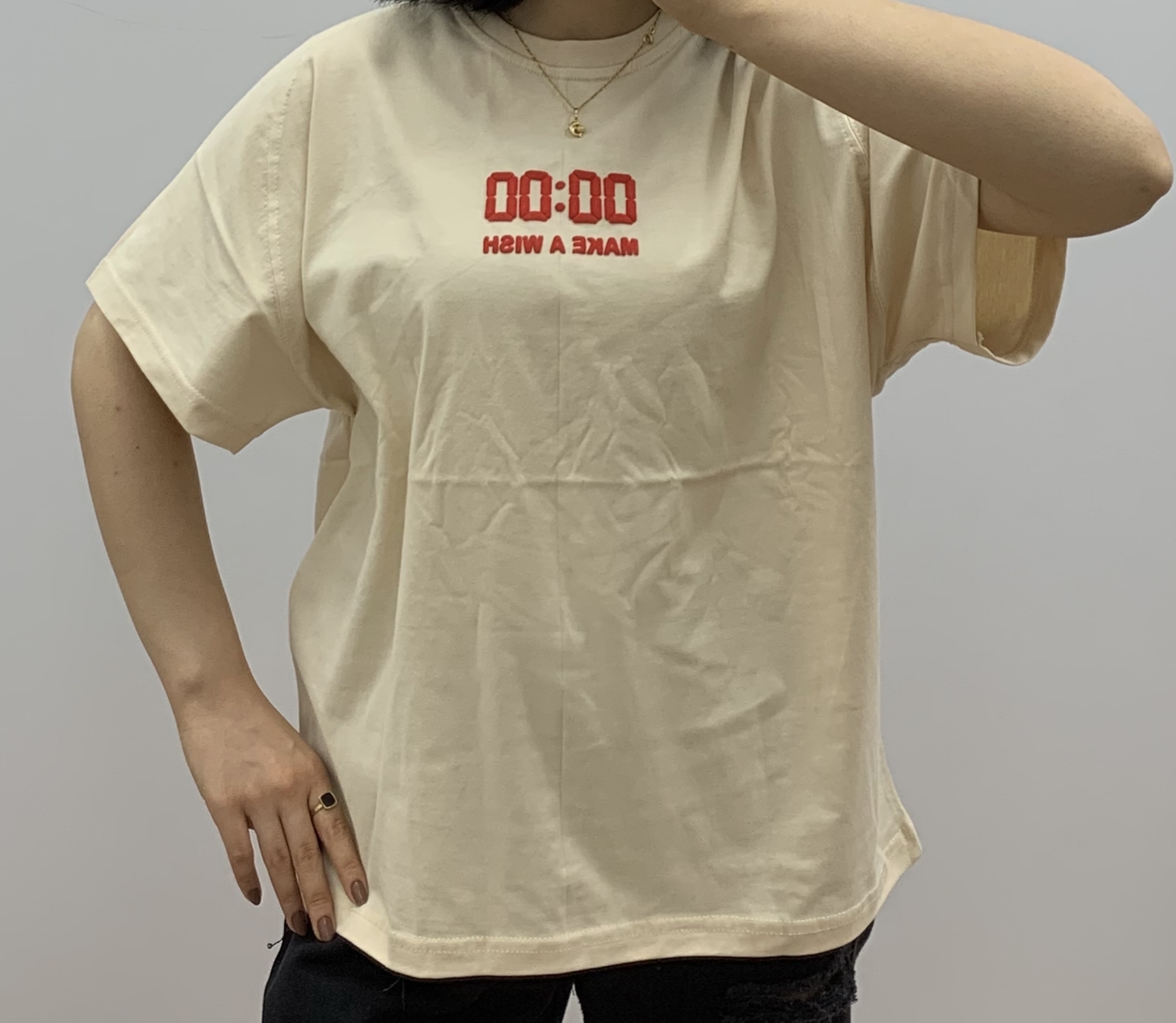 تیشرت طرح ساعت 00:00