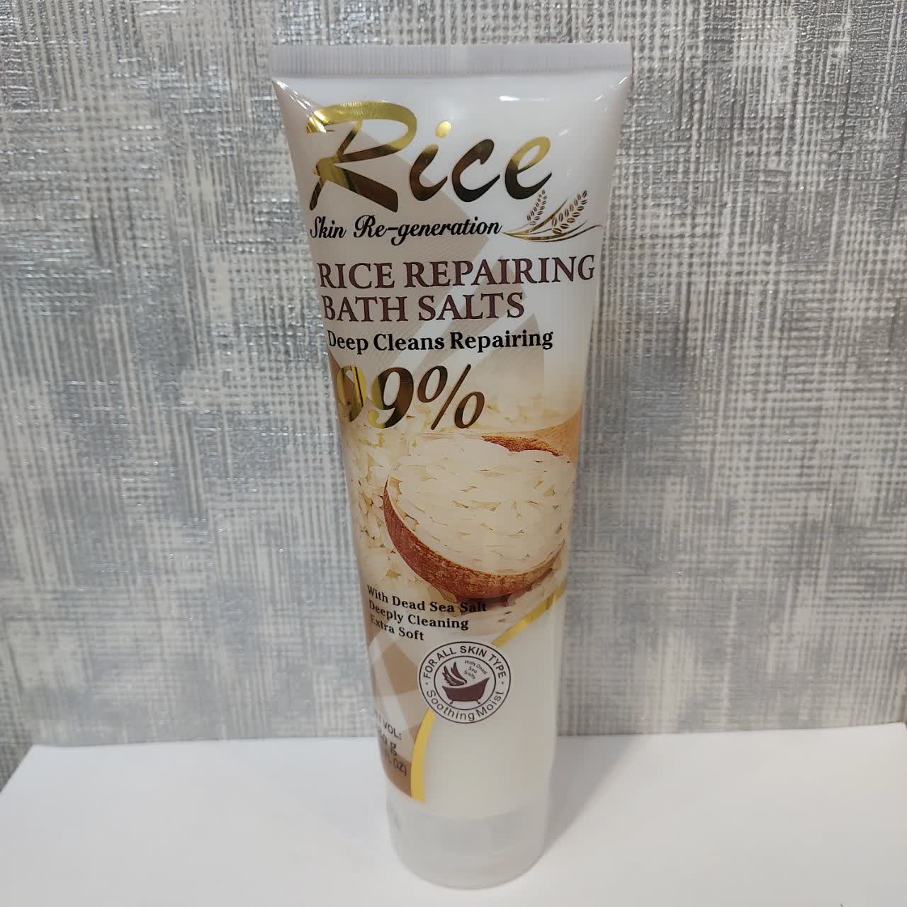 اسکراب و نمک حمامِ ترمیم‌کننده مدل برنج (Rice Skin Re-generation) - وزن ۳۸۰ گرم